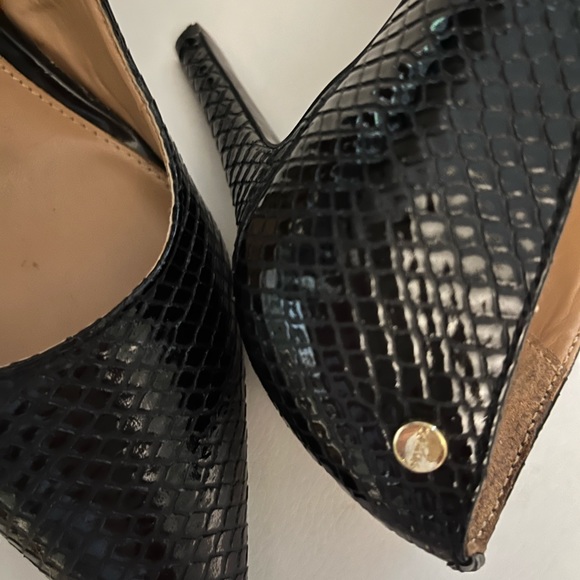Calvin Klein never worn black snakeskin heels size 9 1/2. Perfect condition. - Picture 1 of 4